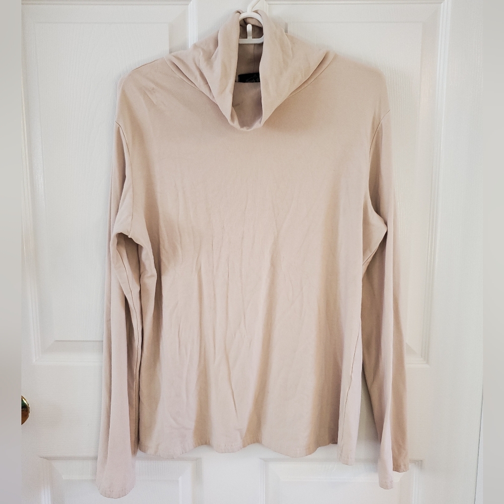 Women's Trendy Queen Cream Cowl Neck Sweater. Size XL. #MP